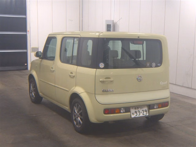 NISSAN CUBE
