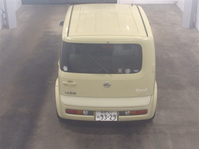 NISSAN CUBE
