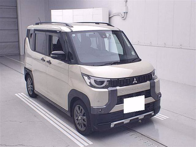 MITSUBISHI DELICA MINI