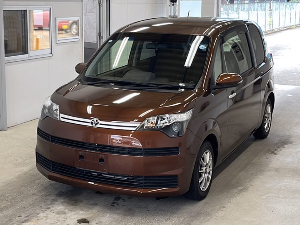 TOYOTA SPADE