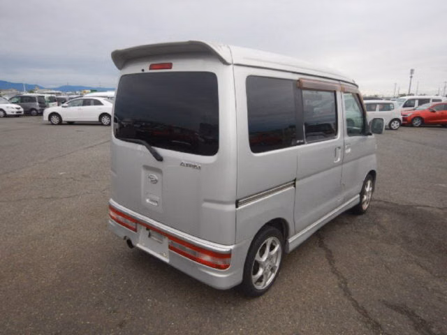 DAIHATSU ATRAI