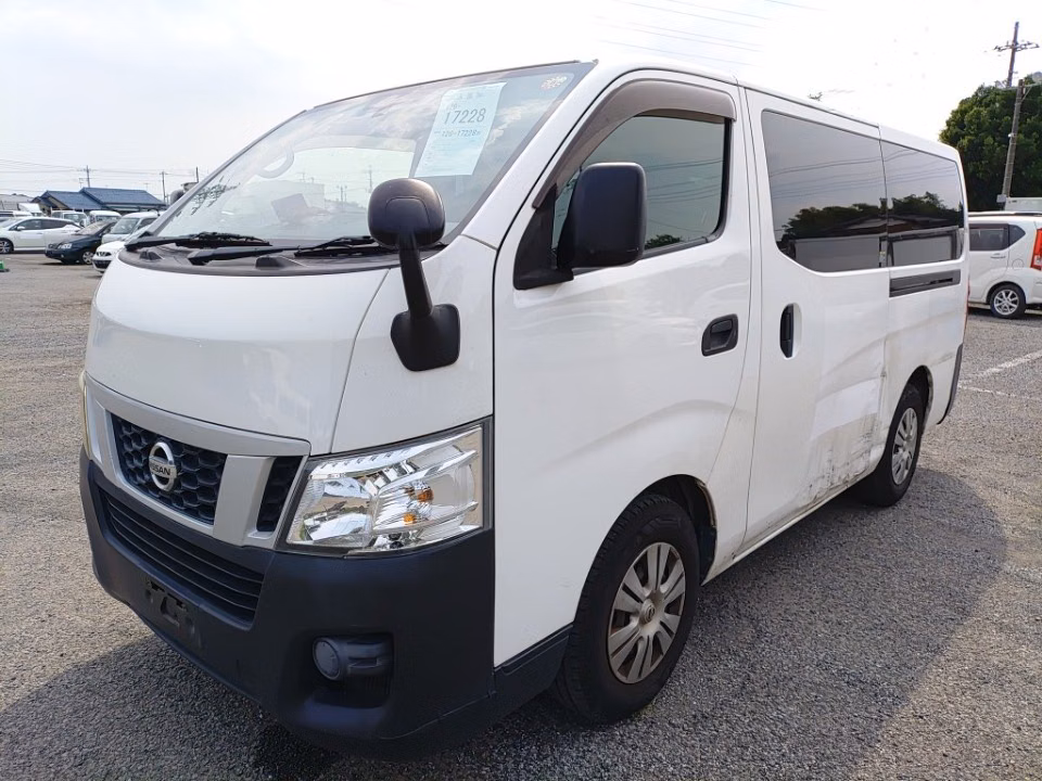 NISSAN NV350 CARAVAN