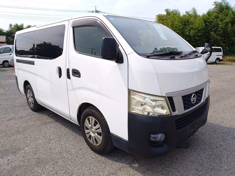 NISSAN NV350 CARAVAN
