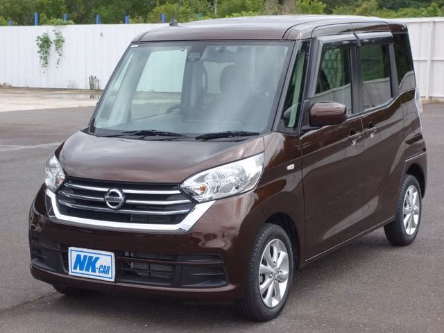 Nissan DAYZ Roox