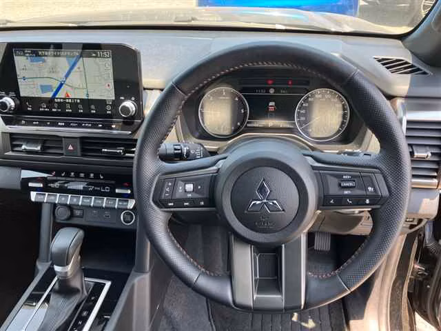 MITSUBISHI TRITON