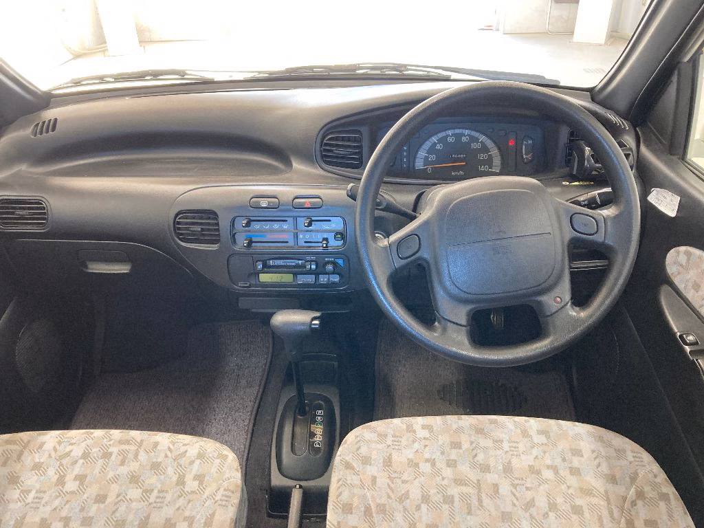 MITSUBISHI MINICA