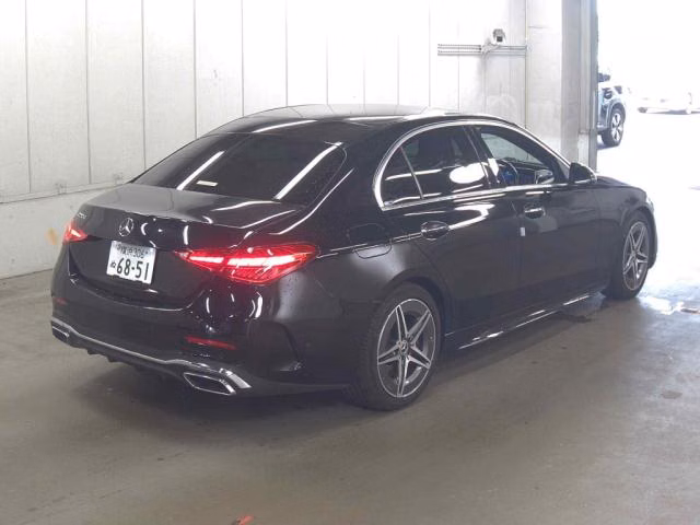 MERCEDES-BENZ C-CLASS