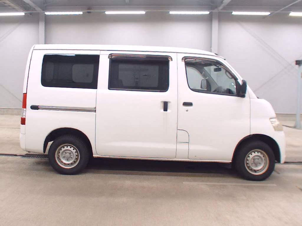 TOYOTA LITE ACE