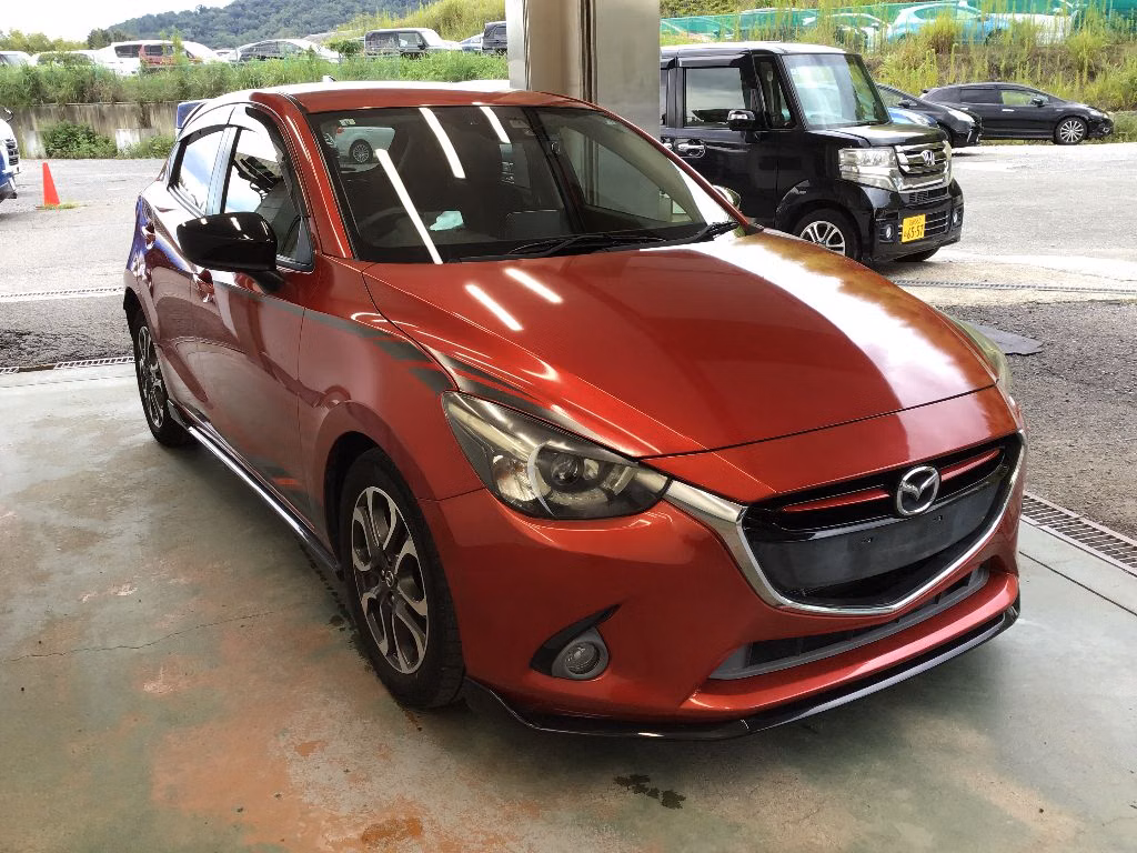 MAZDA DEMIO