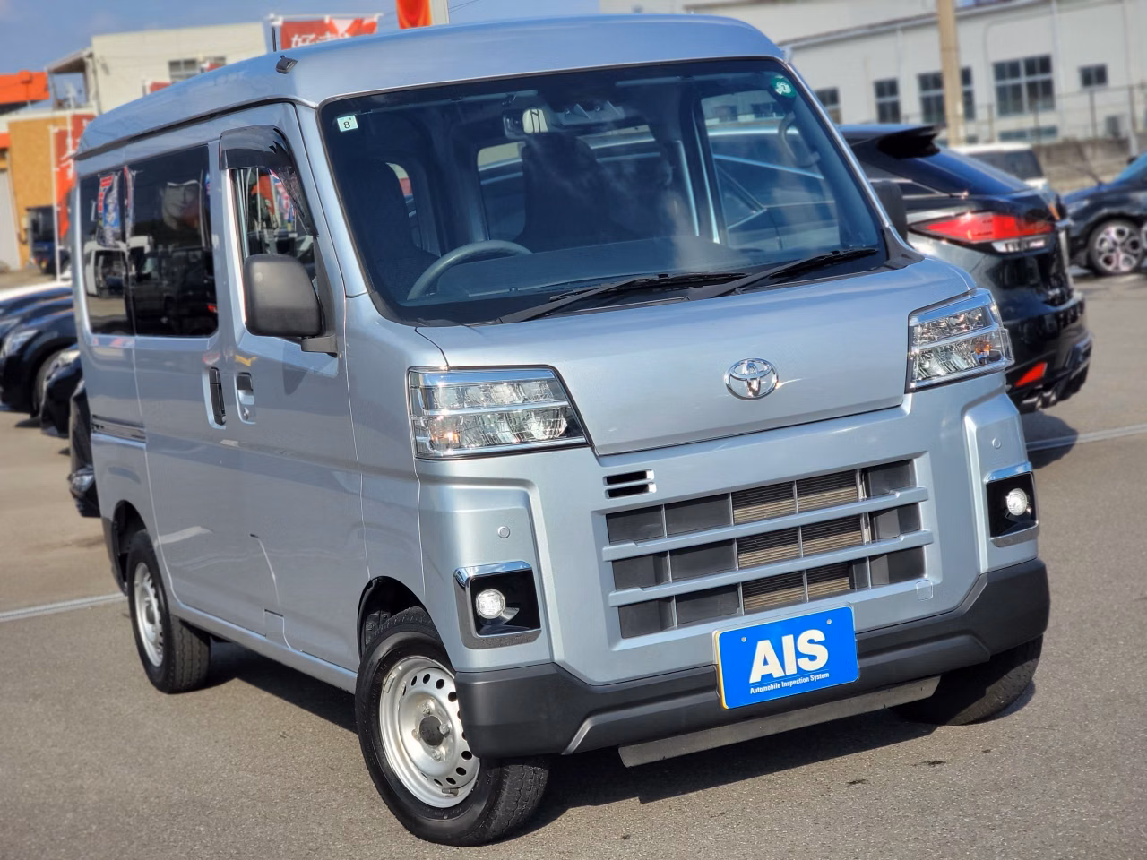 TOYOTA PIXIS VAN