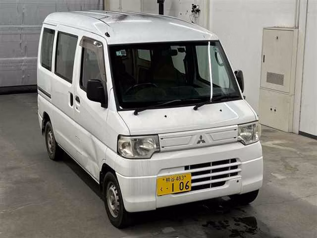 MITSUBISHI MINICAB