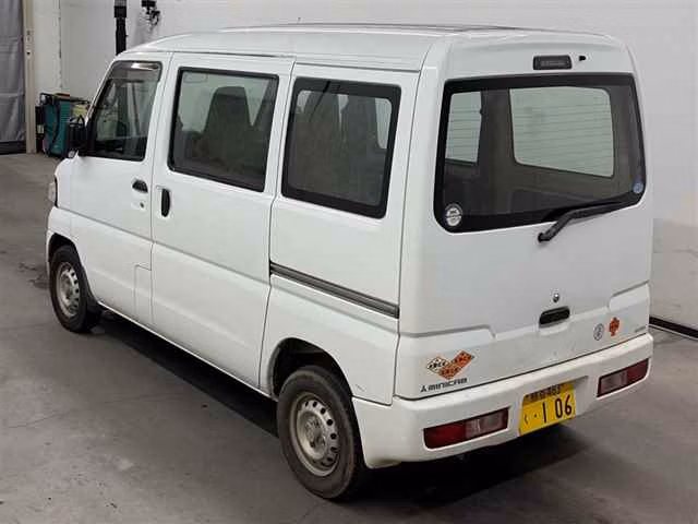 MITSUBISHI MINICAB