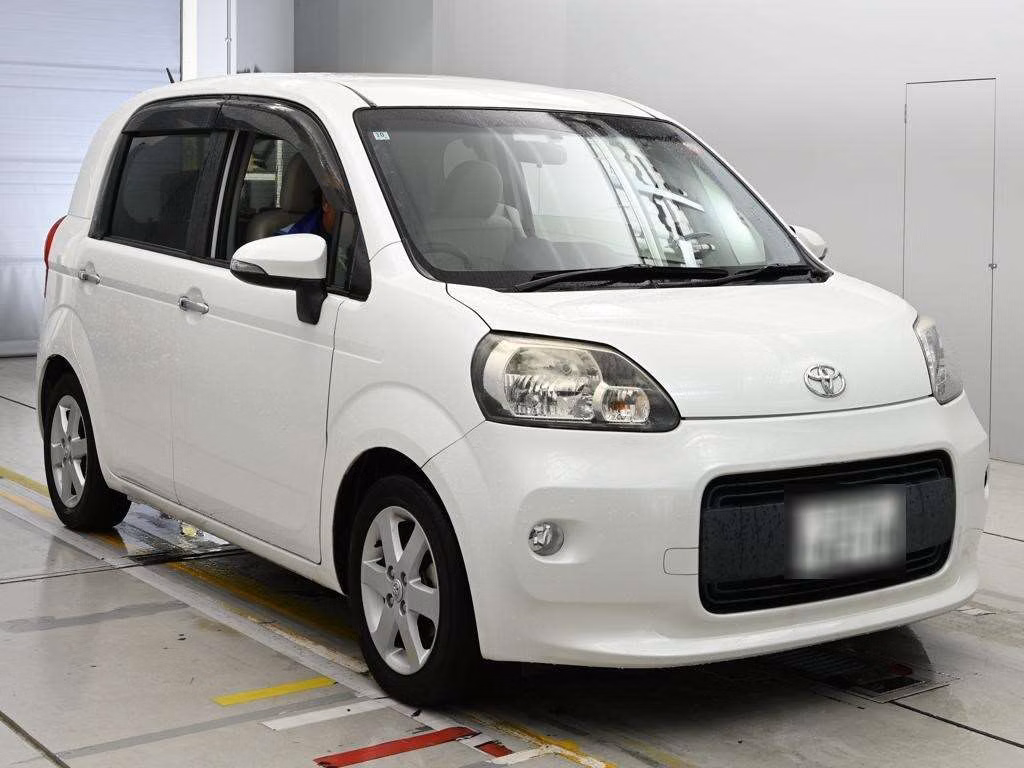 TOYOTA PORTE
