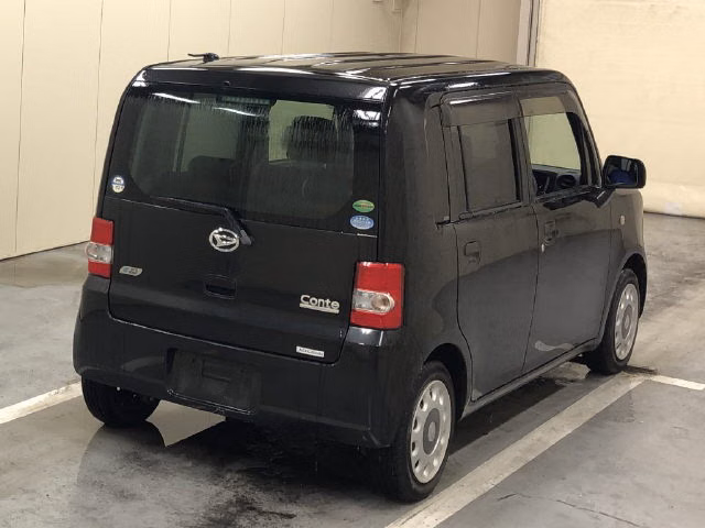 DAIHATSU MOVE CONTE