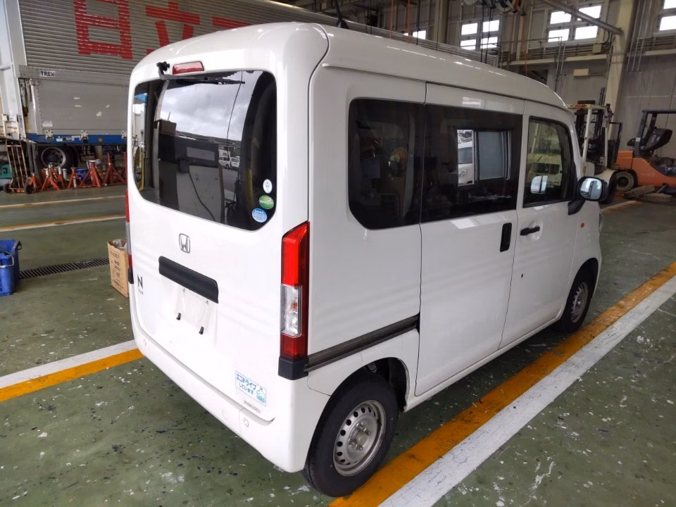 HONDA N-VAN