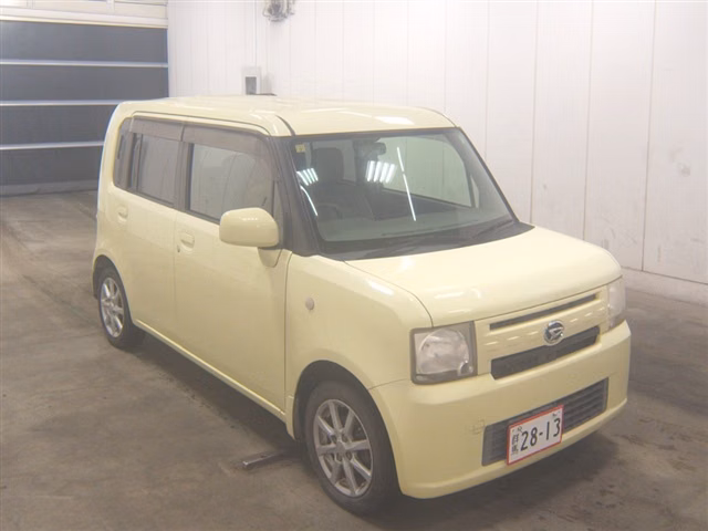 DAIHATSU MOVE CONTE