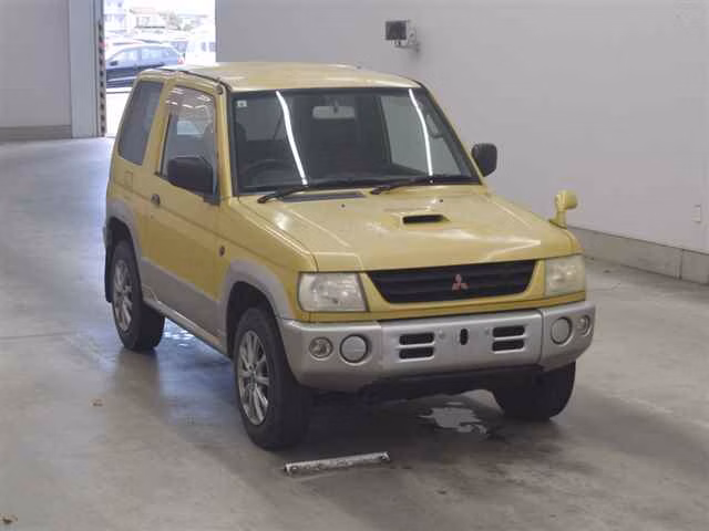 MITSUBISHI PAJERO MINI