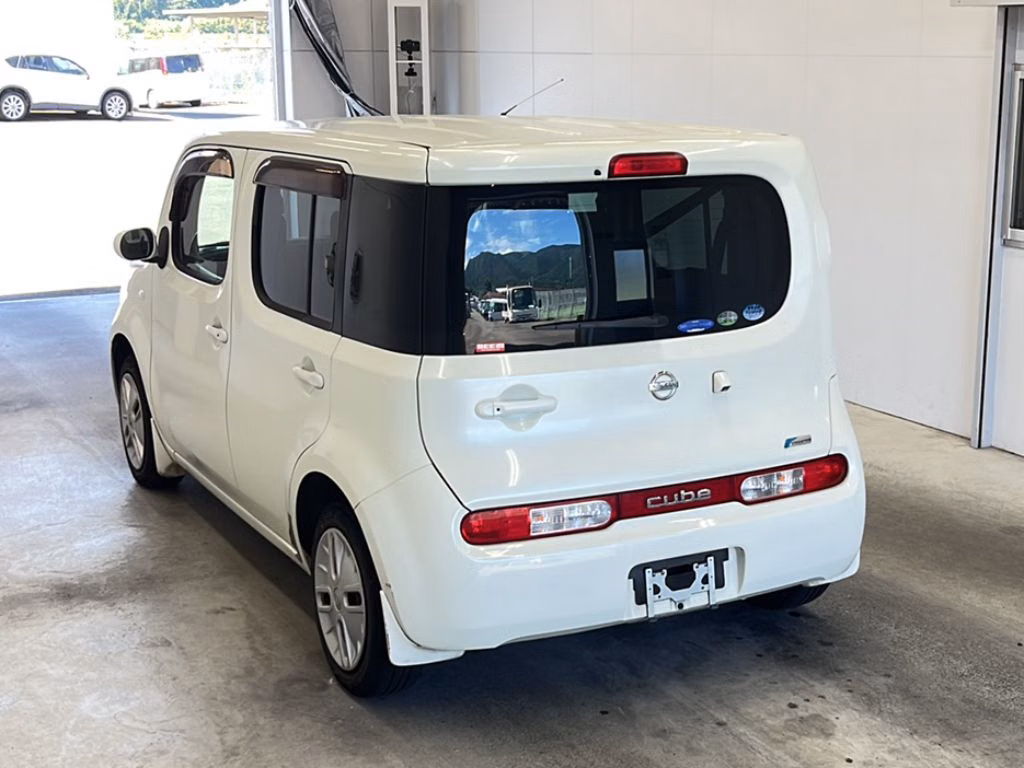 NISSAN CUBE