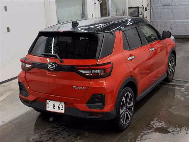 DAIHATSU ROCKY