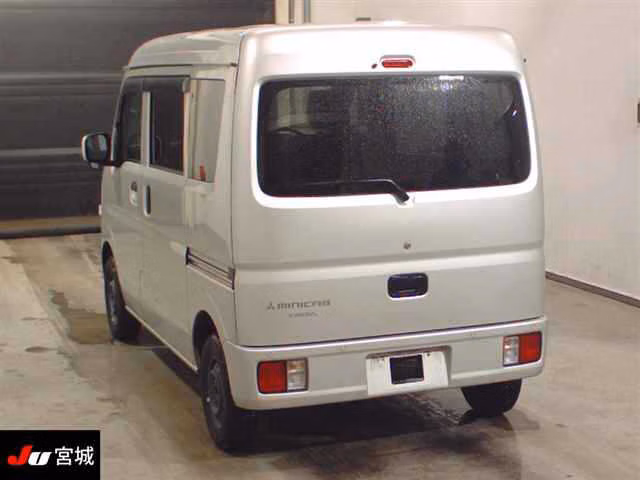 MITSUBISHI MINICAB