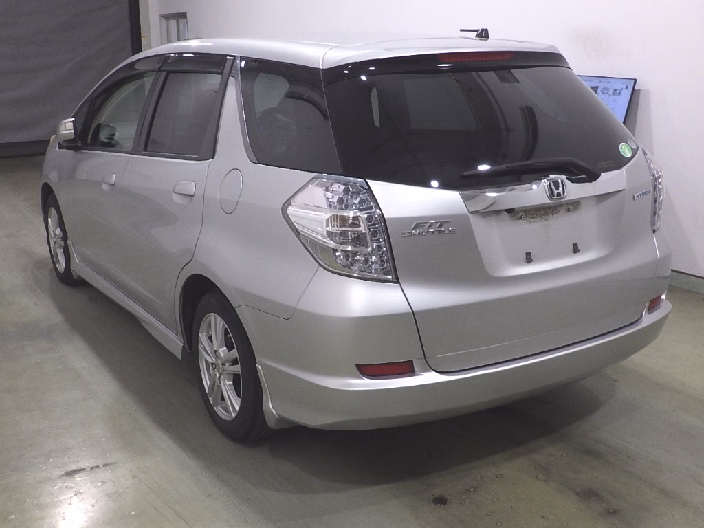 HONDA FIT SHUTTLE