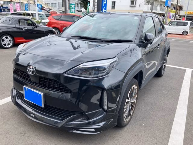 TOYOTA YARIS CROSS