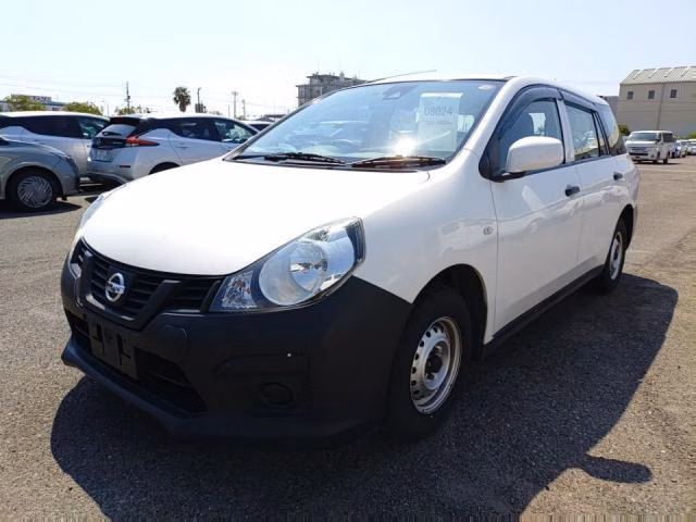 Nissan AD