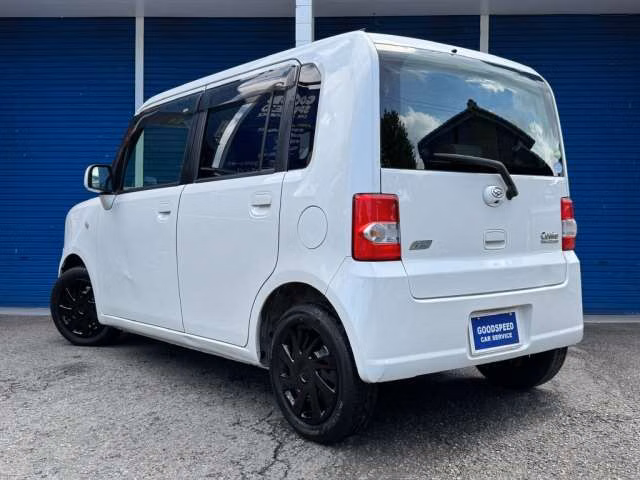 DAIHATSU MOVE CONTE
