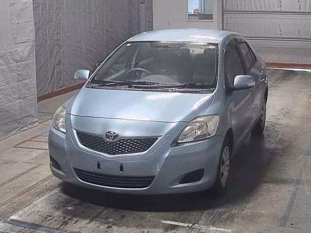 TOYOTA BELTA