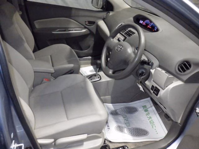 TOYOTA BELTA