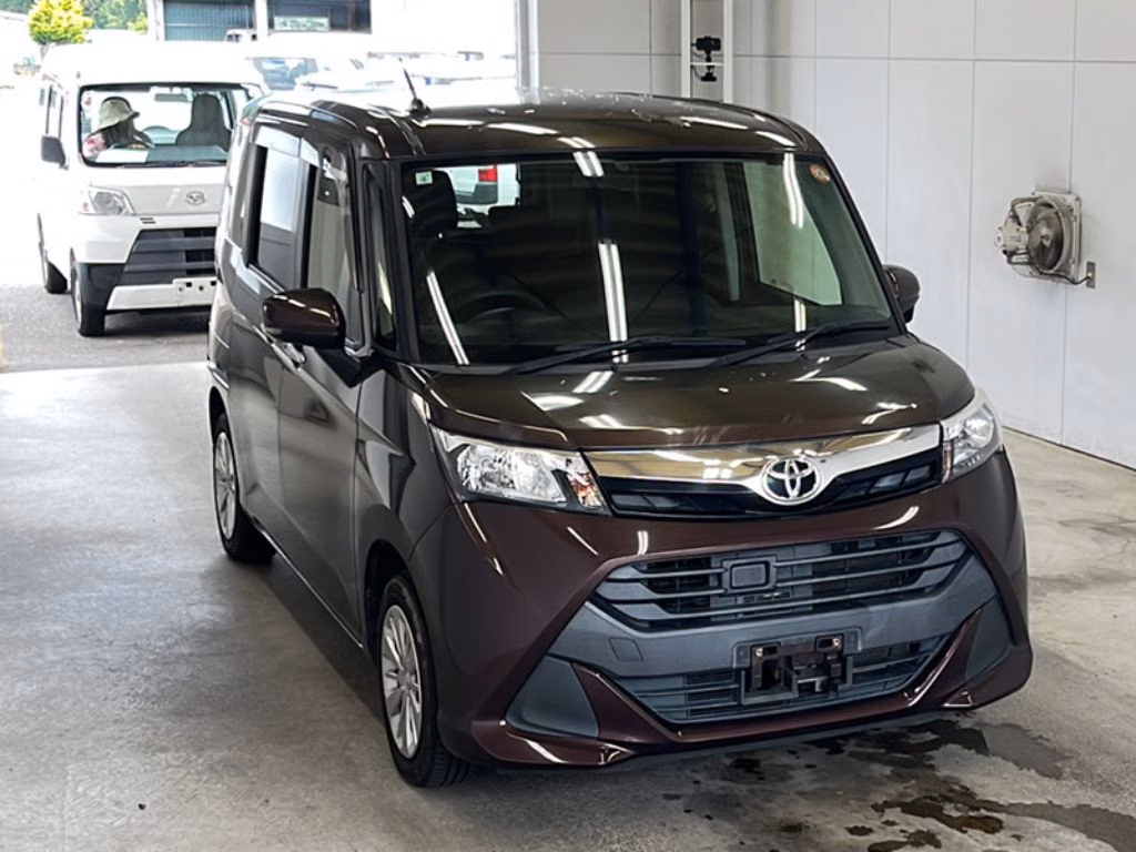 TOYOTA TANK