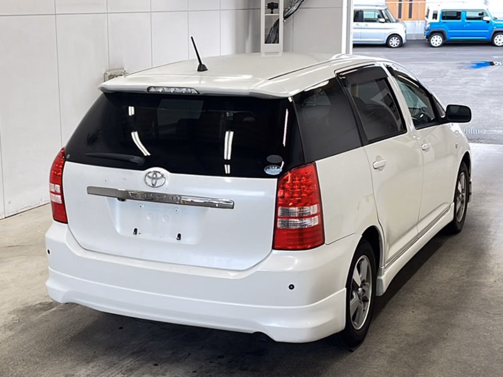 TOYOTA WISH
