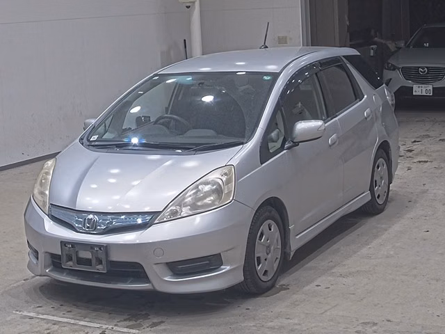 HONDA FIT SHUTTLE
