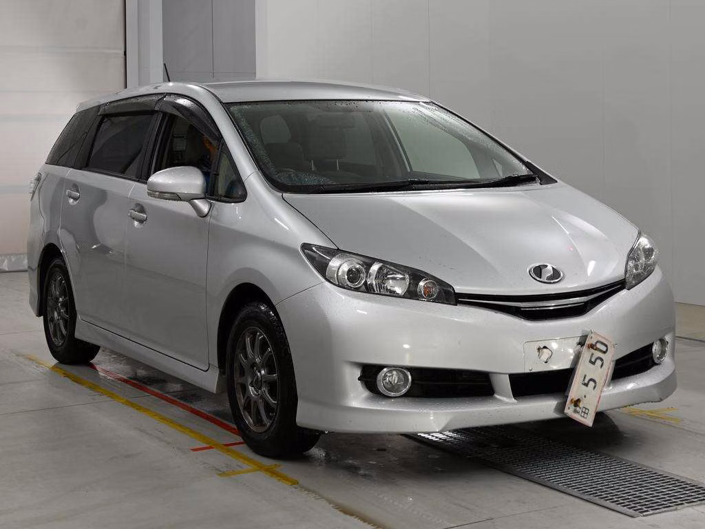 TOYOTA WISH