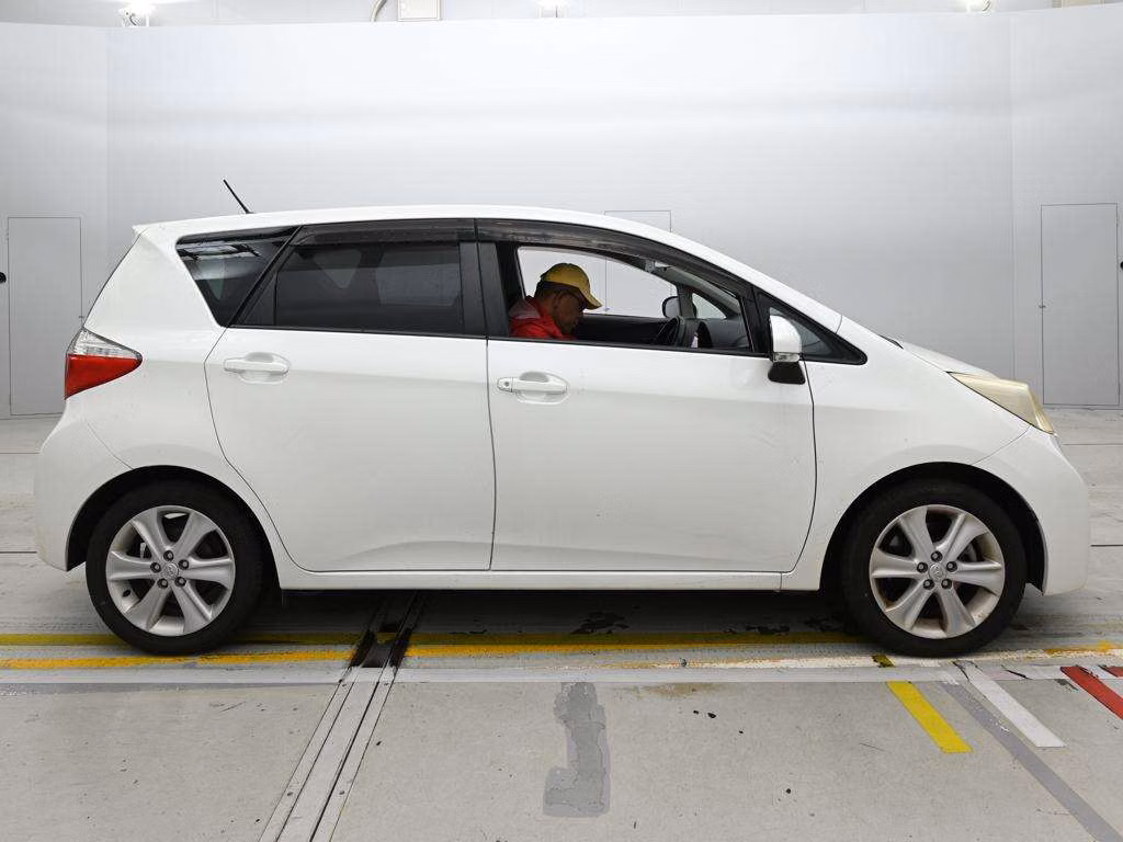 TOYOTA RACTIS