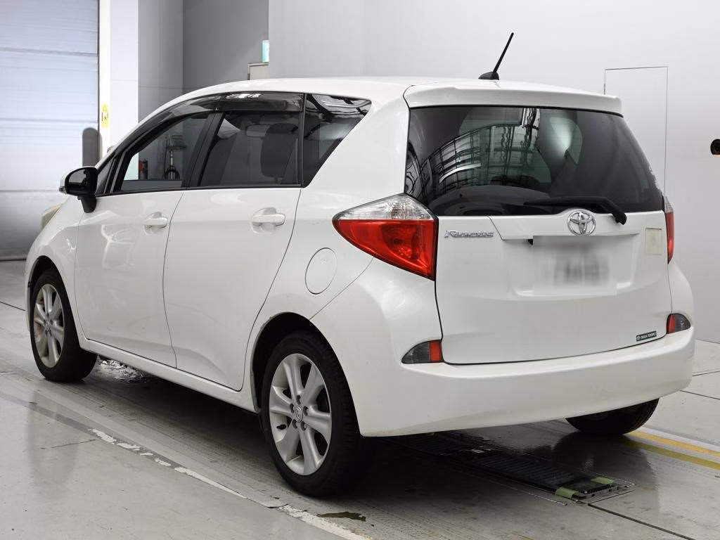 TOYOTA RACTIS