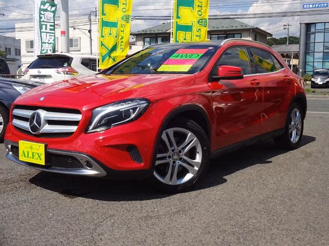 Mercedes-Benz GLA-Class