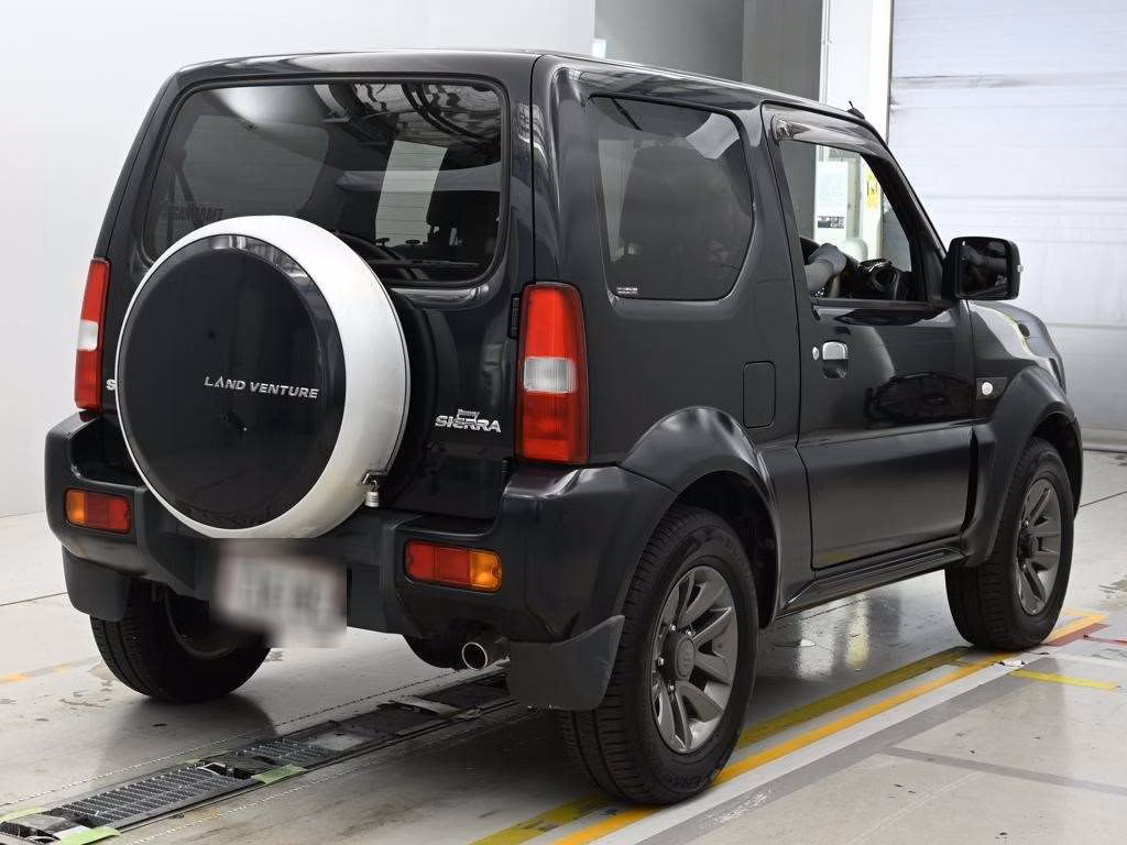 SUZUKI JIMNY SIERRA