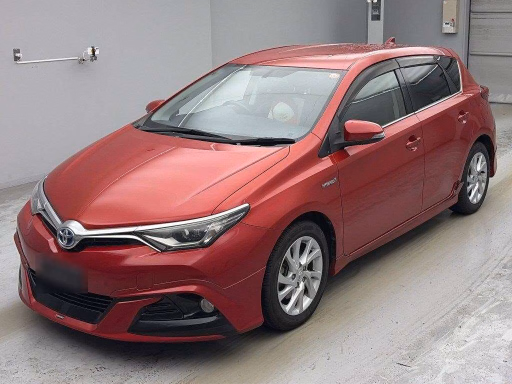 TOYOTA AURIS