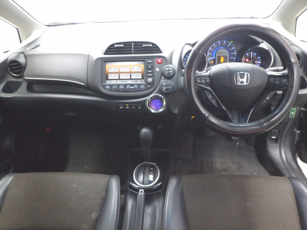 HONDA FIT SHUTTLE