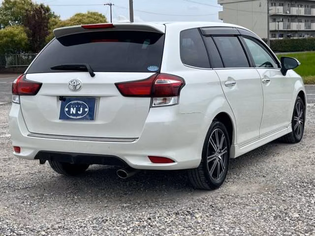 TOYOTA COROLLA FIELDER