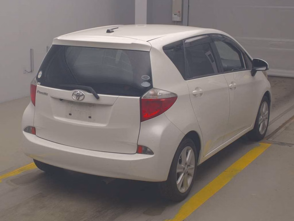 TOYOTA RACTIS