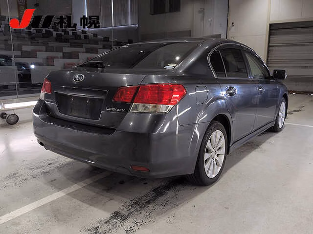 SUBARU LEGACY B4