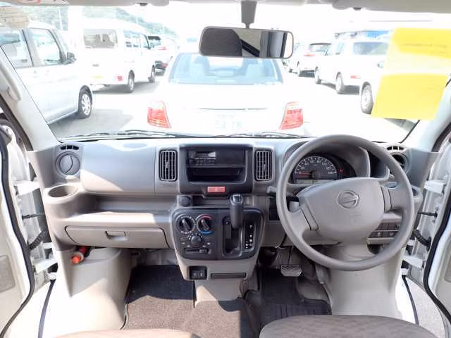NISSAN NV100 CLIPPER
