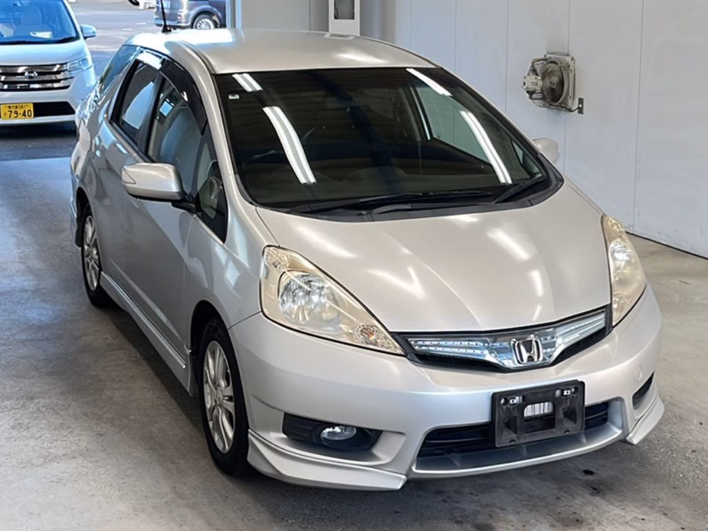HONDA FIT SHUTTLE