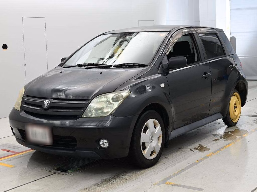 TOYOTA IST