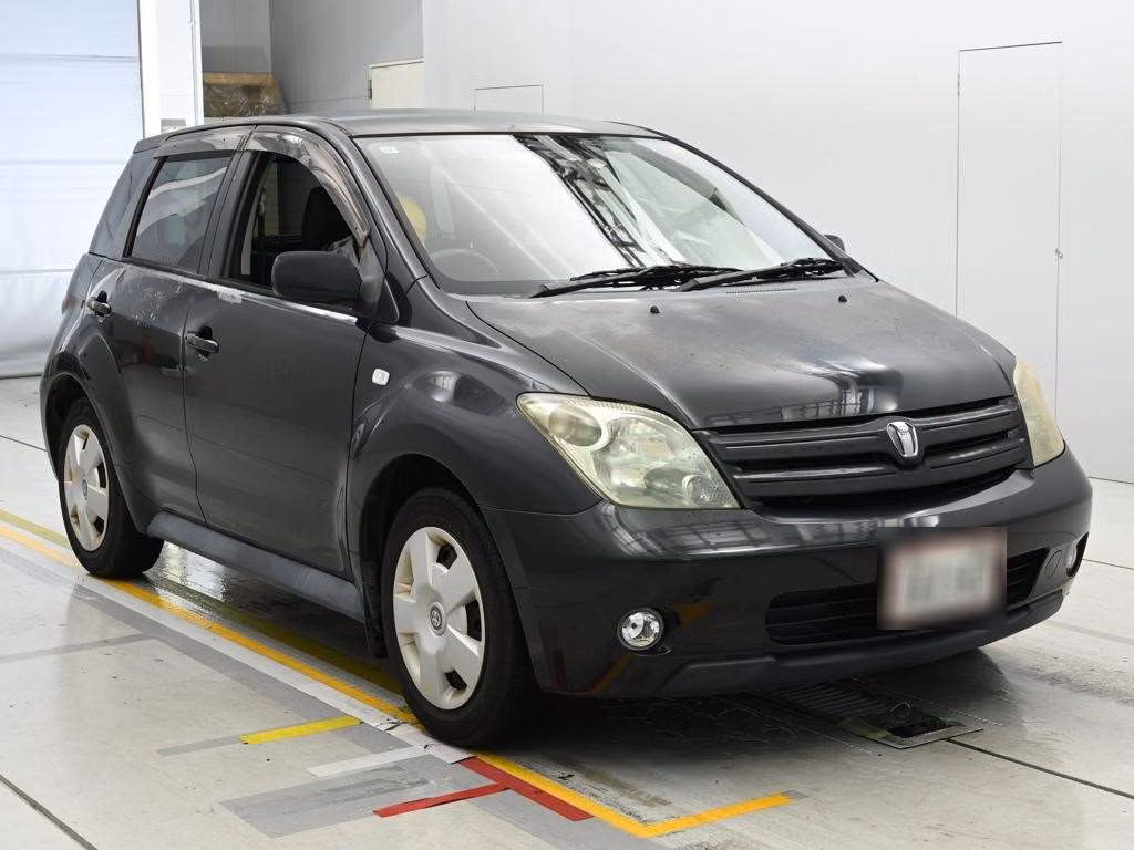 TOYOTA IST
