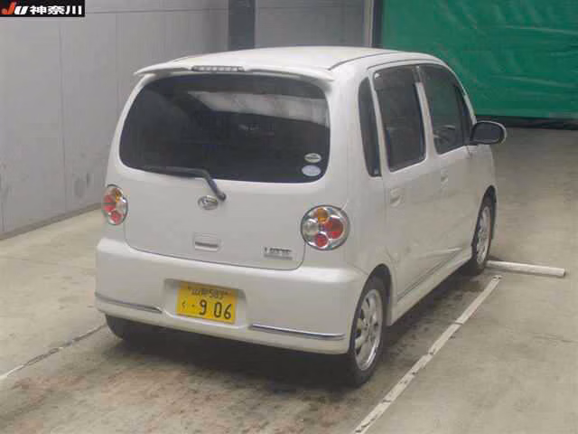 DAIHATSU MOVE LATTE