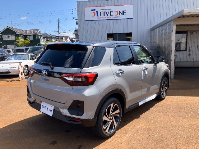 TOYOTA RAIZE