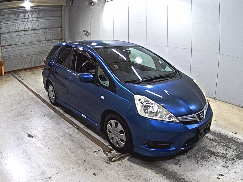 HONDA FIT SHUTTLE